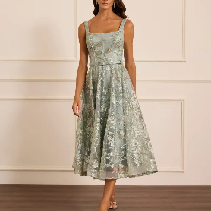 Kare Yaka Desenli Kemerli Abiye