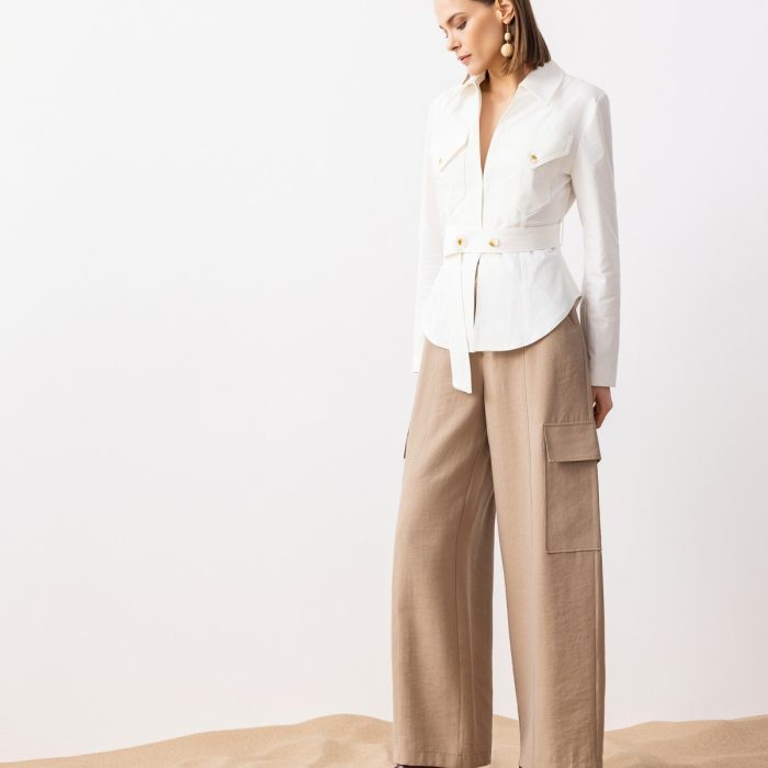 Bele Oturan Kuşaklı Ceket Ekru